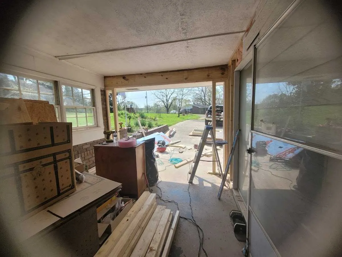 Air movers and dehumidifier for Drying & Dehumidification in Shaw Heights